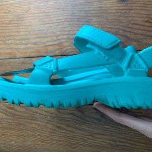 Sandals - Teva - teal - fits like  8.5 -  Hurricane Drift Sport -
